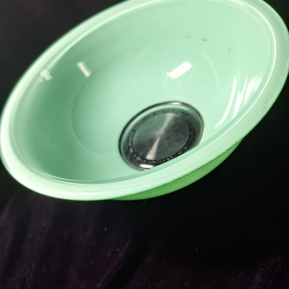 PYREX MIXING BOWL MINT GREEN CLEAR BOTTOM 2.5